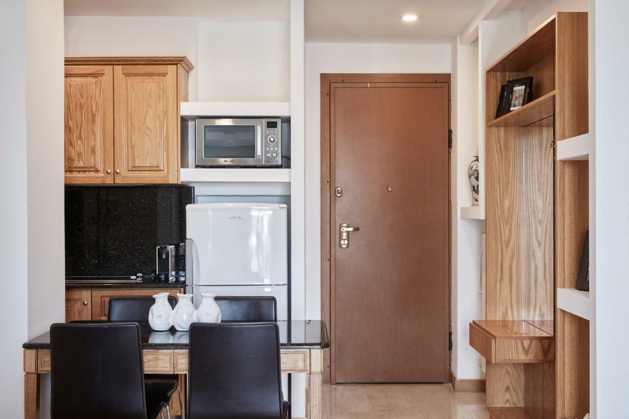 Chic One Bd Apartment With Hilton View Athene Buitenkant foto